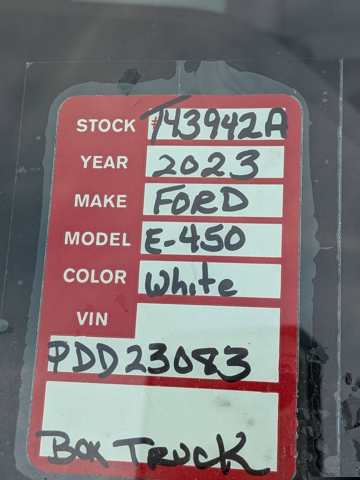 Certified 2023 Ford E-450 and Econoline 450 Super Duty w/ Power Windows & Locks Group RWD image 14
