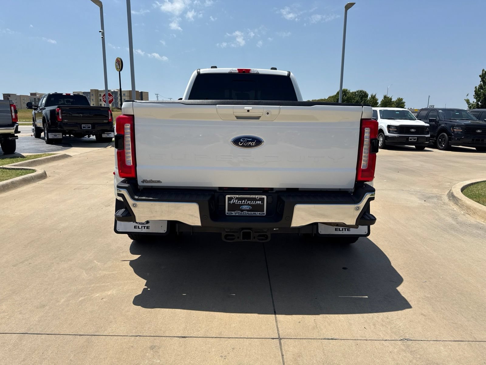 Certified 2025 Ford F350 Lariat w/ Lariat Ultimate Package AWD/4WD image 4
