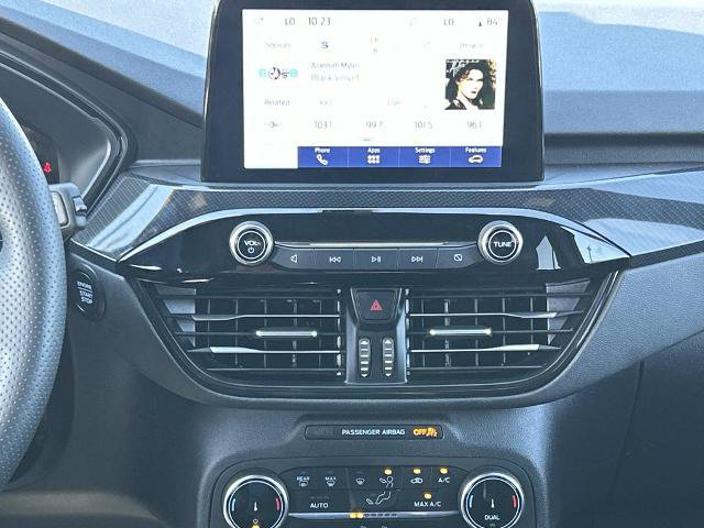 Certified 2025 Ford Escape ST-Line AWD/4WD image 15