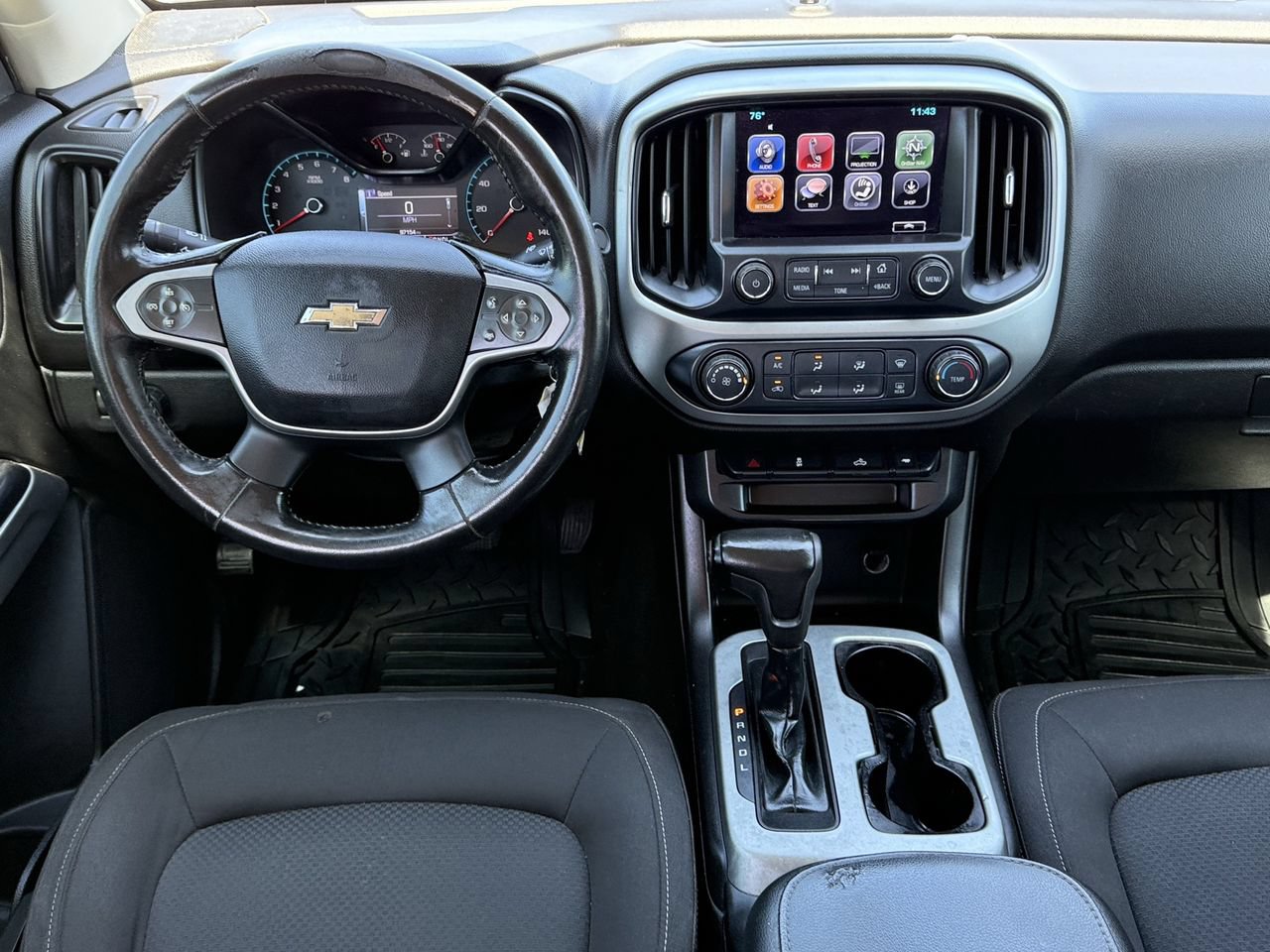 Used 2017 Chevrolet Colorado LT w/ Midnight Edition RWD image 11