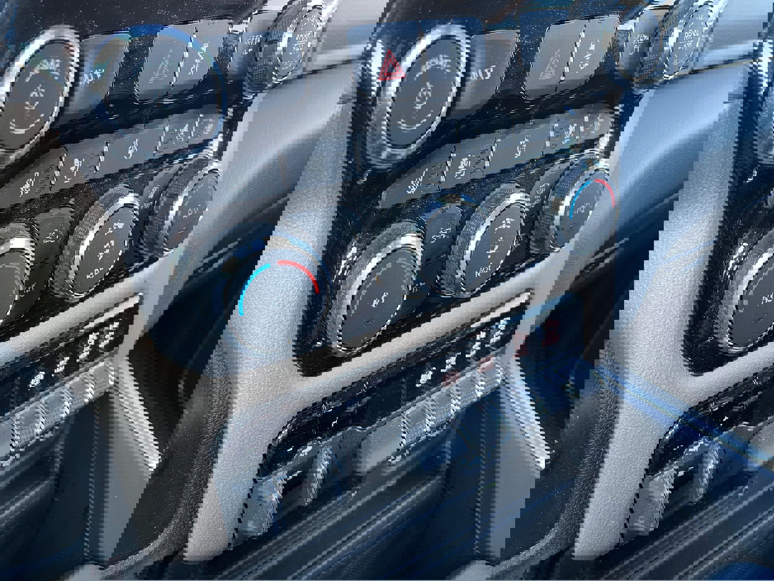 Used 2022 RAM 2500 Laramie image 16