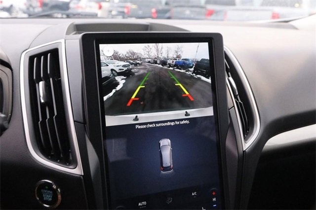 Certified 2024 Ford Edge SEL image 16