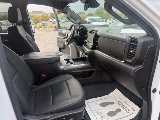 Used 2022 Chevrolet Silverado 2500 LTZ w/ LTZ Plus Package AWD/4WD image 30
