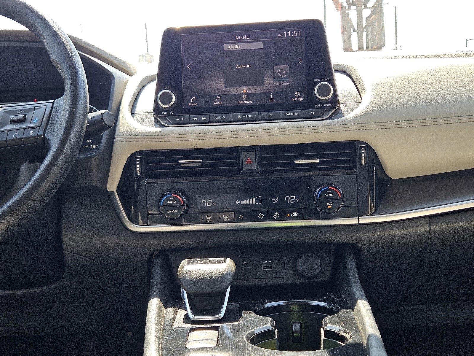 Used 2023 Nissan Rogue SV FWD image 12