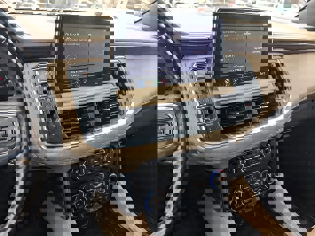 Used 2021 Chevrolet Tahoe Premier w/ Premium Package image 24