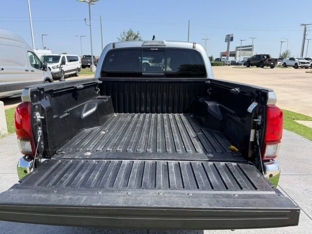 Used 2023 Toyota Tacoma SR5 RWD image 7