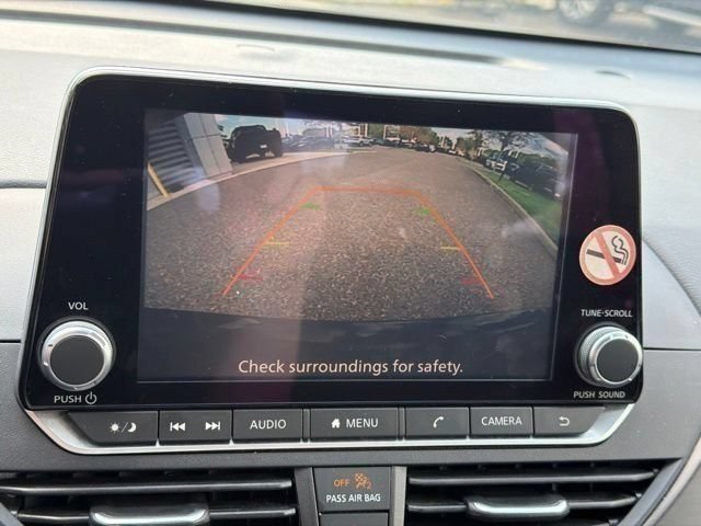 Used 2024 Nissan Altima 2.5 SV FWD image 20