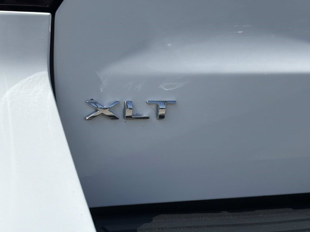 Certified 2024 Ford Expedition Max XLT RWD image 9
