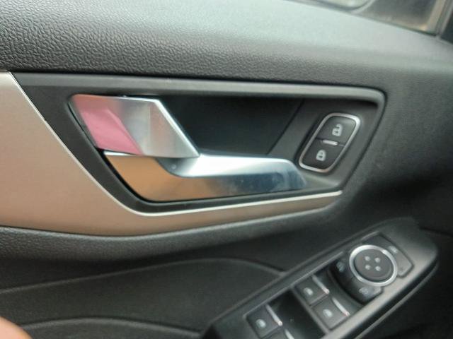 Certified 2022 Ford Escape SEL AWD/4WD image 28