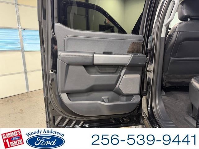 Certified 2024 Ford F250 Lariat w/ Lariat Ultimate Package image 30