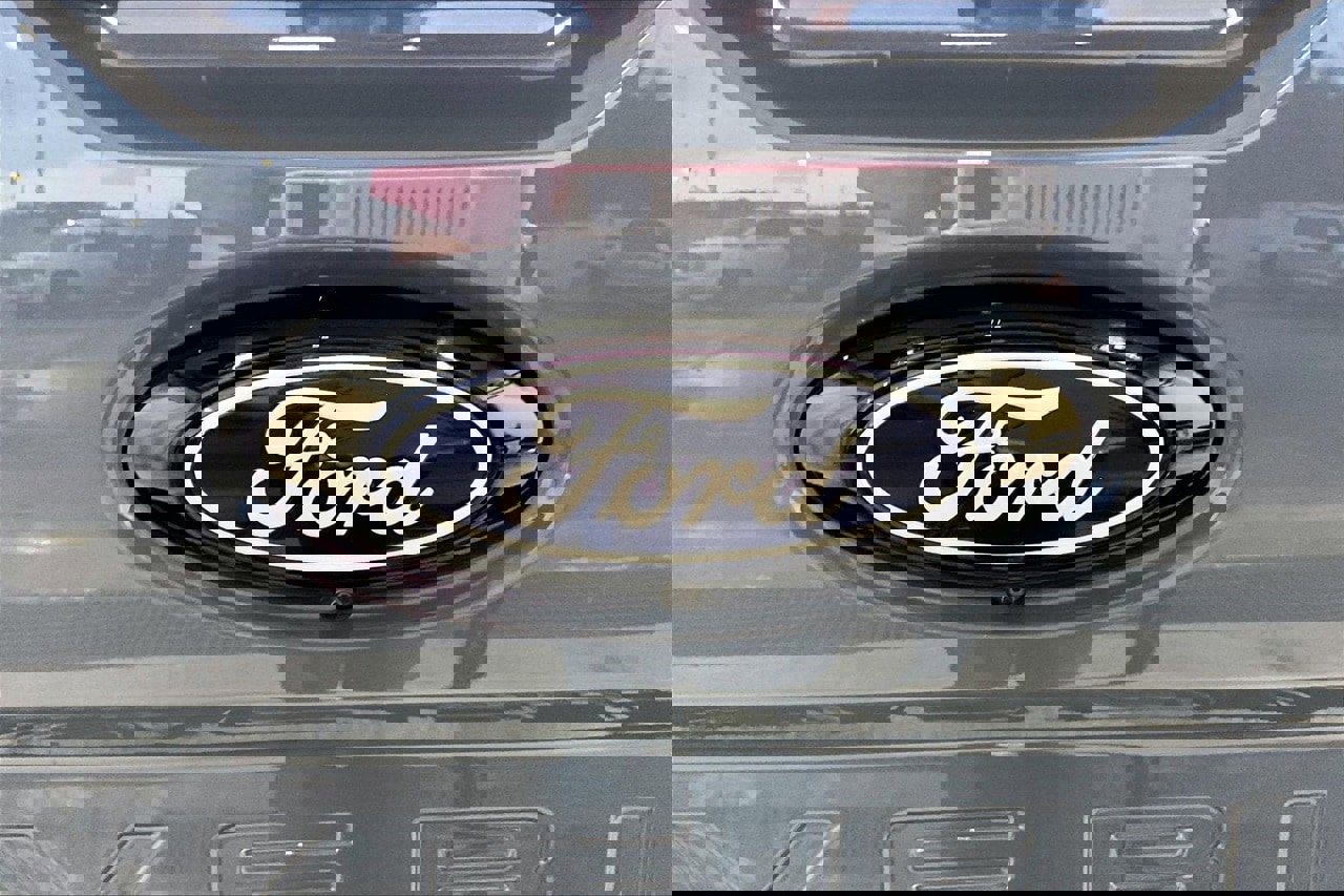 Certified 2025 Ford Maverick XLT w/ Equipment Group 302A image 32