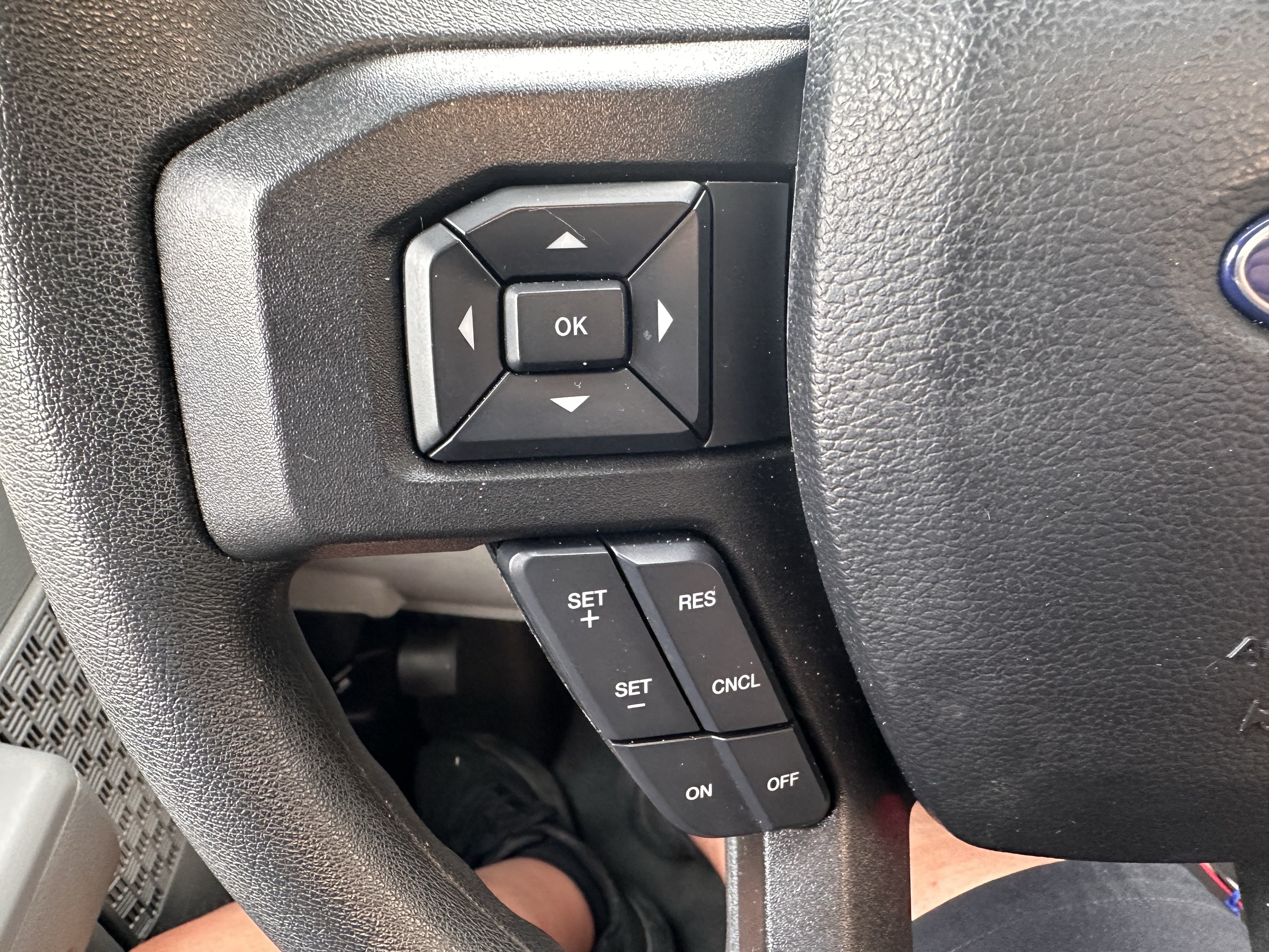 Certified 2024 Ford E-450 and Econoline 450 Super Duty w/ Power Windows & Locks Group RWD image 16