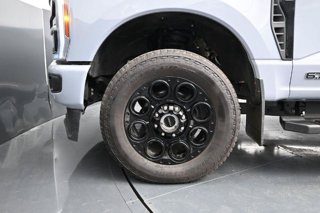Certified 2025 Ford F250 Lariat w/ Lariat Ultimate Package AWD/4WD image 12