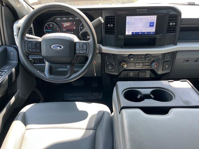 Certified 2025 Ford F350 XL w/ XL Chrome Package AWD/4WD image 7