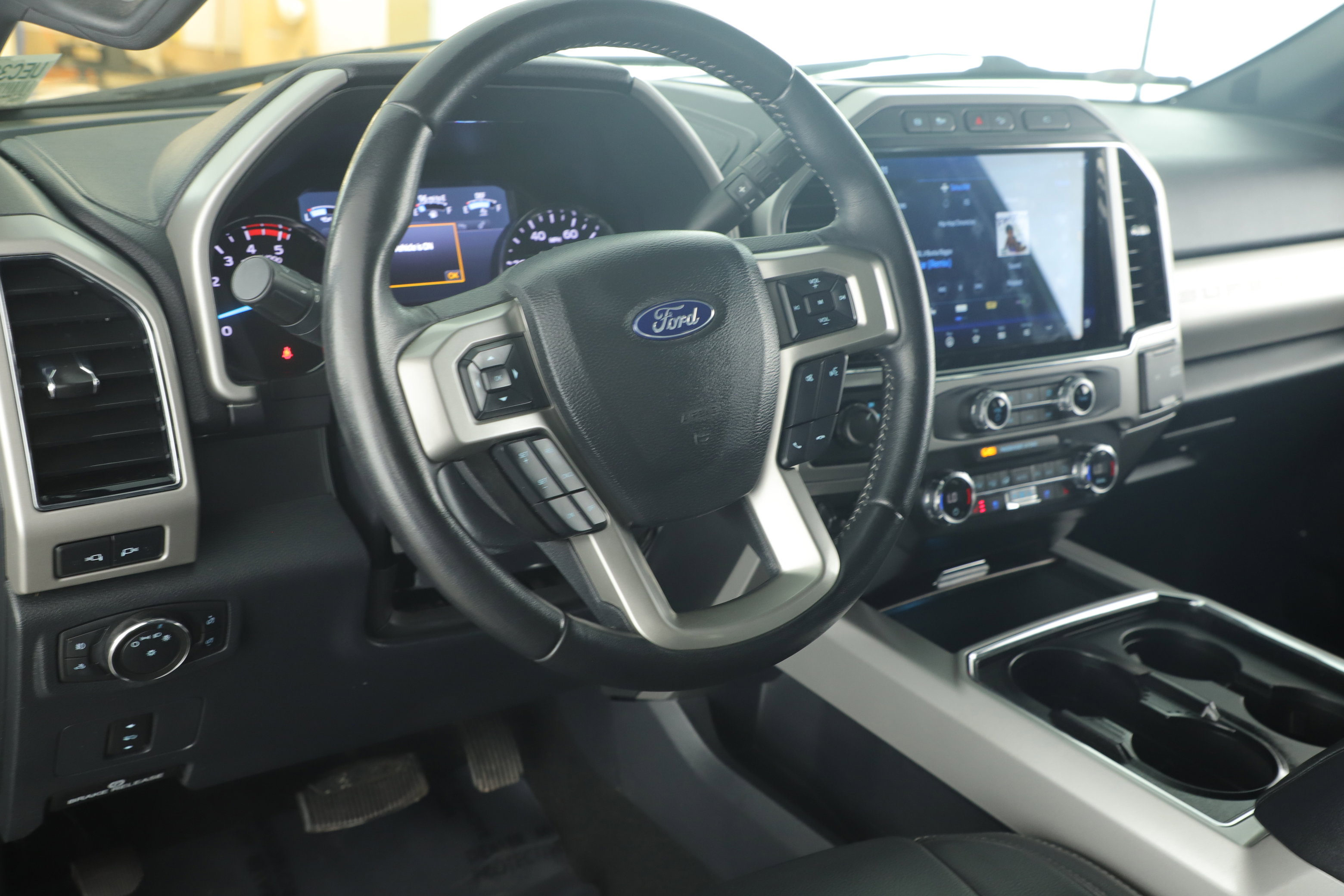 Certified 2022 Ford F250 Lariat image 12