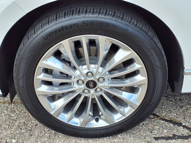 Certified 2024 Ford Edge Titanium w/ Titanium Elite Package AWD/4WD image 28
