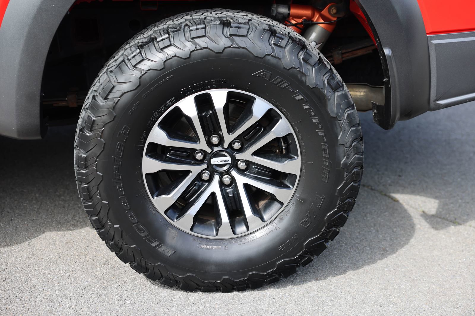 Certified 2019 Ford F150 Raptor w/ Equipment Group 802A Luxury AWD/4WD image 28