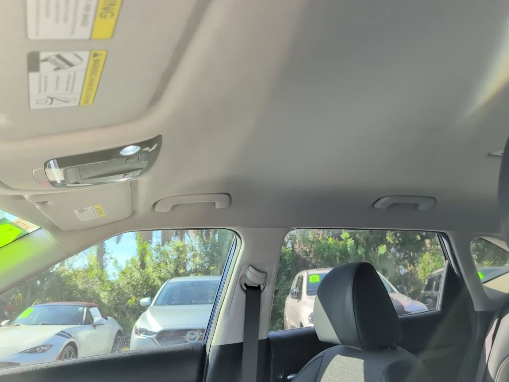 Used 2023 Kia Seltos S w/ Navigation Package image 10