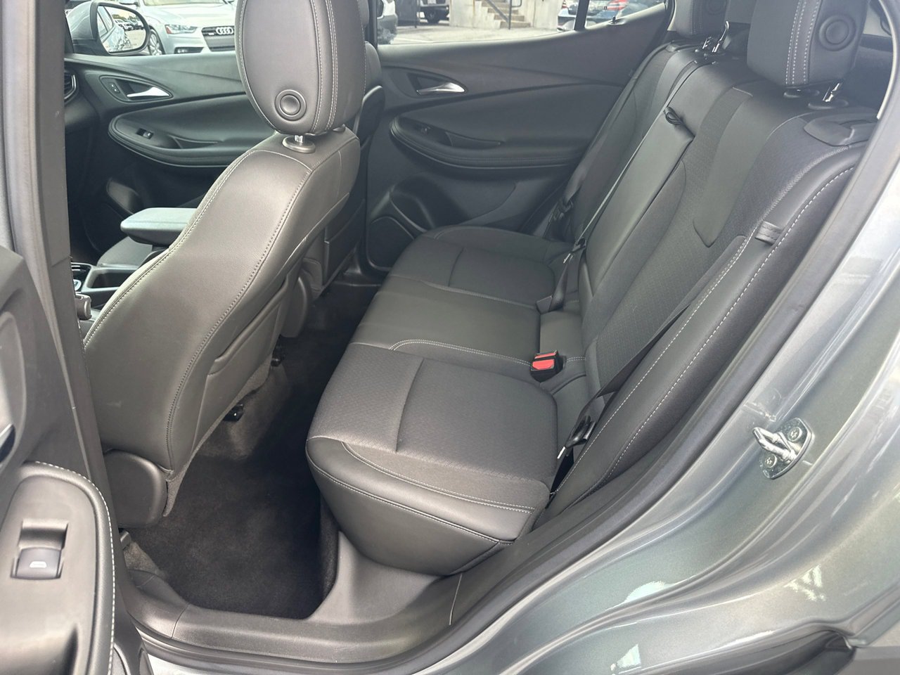 Used 2023 Buick Encore GX Select FWD image 23