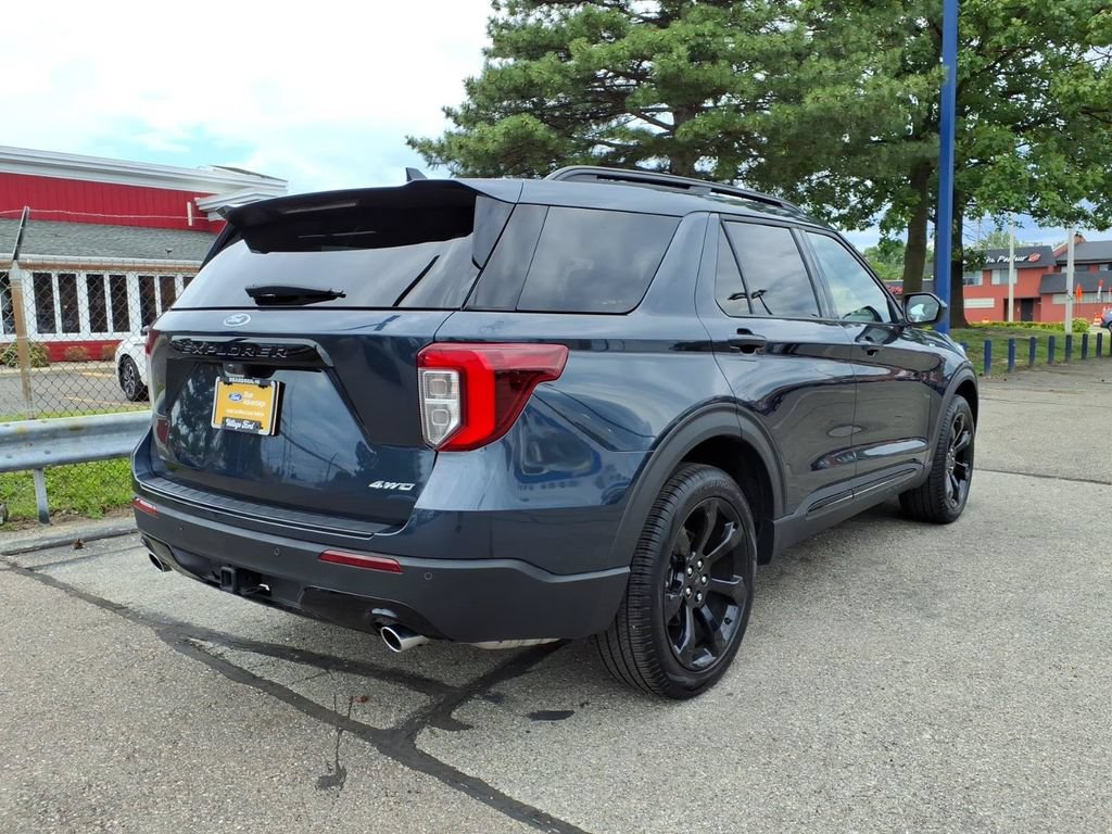 Certified 2024 Ford Explorer ST-Line w/ Class IV Trailer Tow Package AWD/4WD image 6