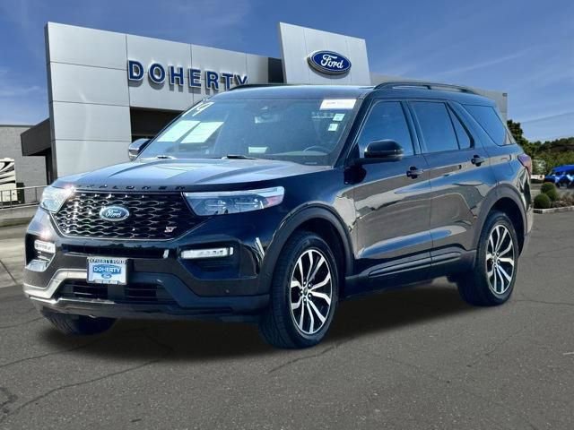 Certified 2020 Ford Explorer ST w/ Premium Technology Package AWD/4WD image 4