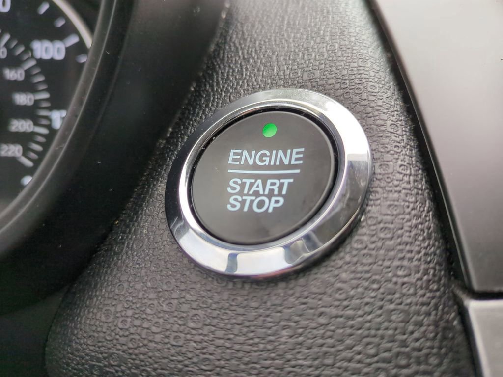 Certified 2020 Ford EcoSport SE w/ SE Convenience Package image 32