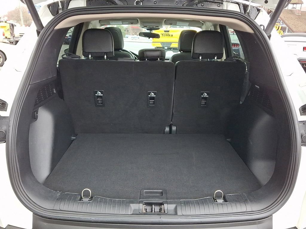 Certified 2020 Ford Escape SEL image 29