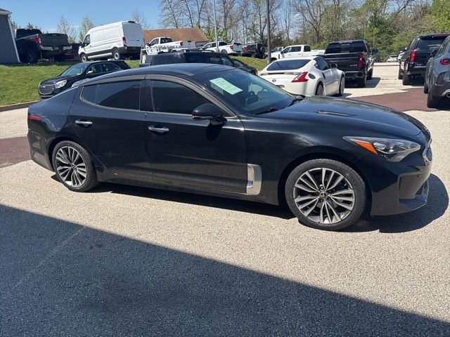 Used 2018 Kia Stinger Premium AWD/4WD image 19