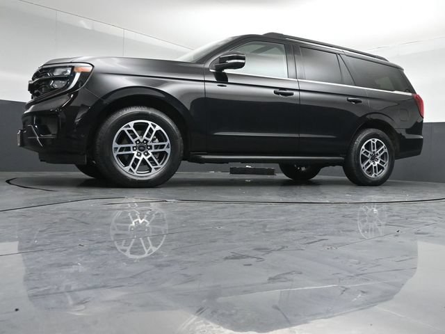 Certified 2025 Ford Expedition Active AWD/4WD image 41