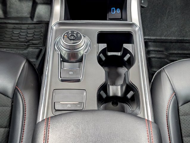 Certified 2024 Ford Edge ST-Line AWD/4WD image 7