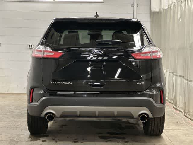 Certified 2024 Ford Edge Titanium w/ Equipment Group 301A AWD/4WD image 4