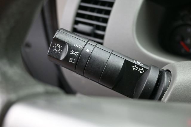 Used 2018 Nissan Frontier SV AWD/4WD image 23