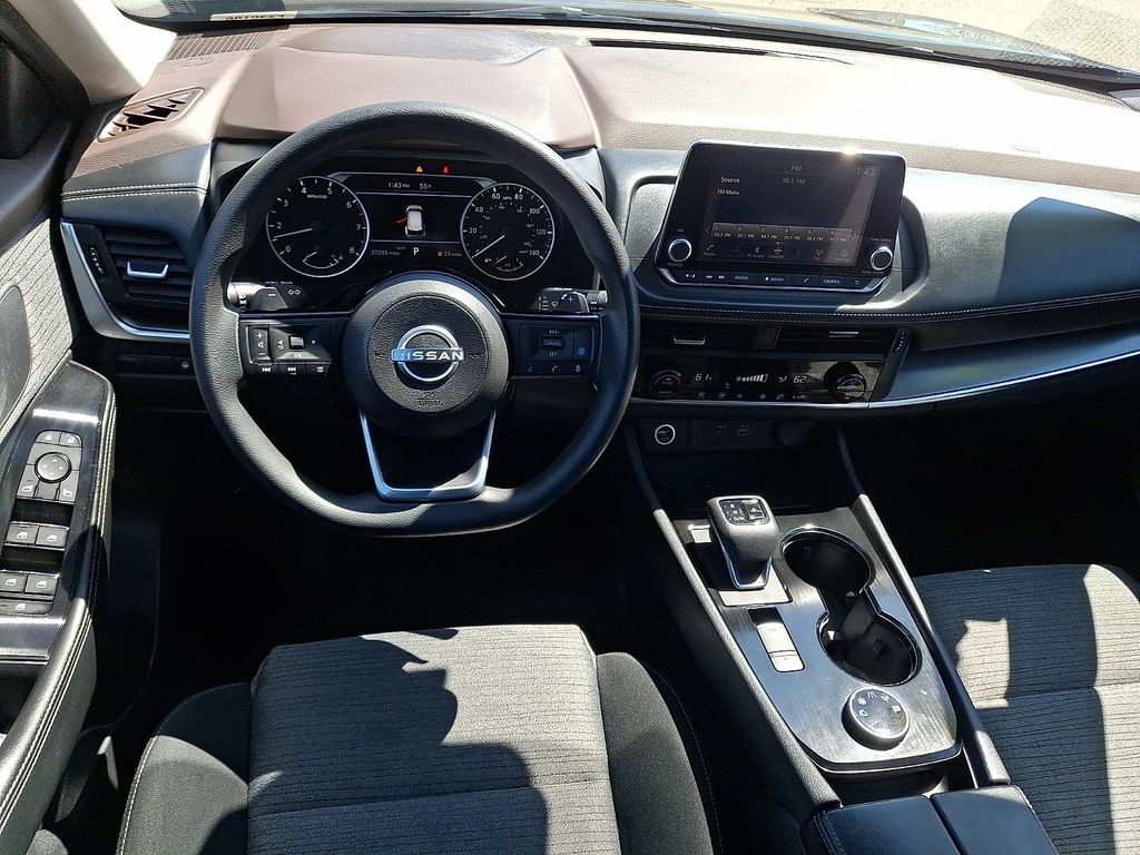 Used 2023 Nissan Rogue SV AWD/4WD image 2