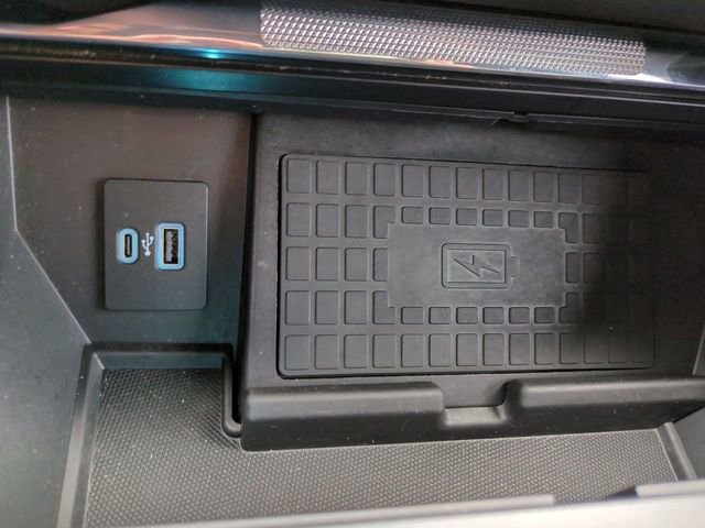 Certified 2021 Ford F150 Platinum w/ Equipment Group 701A High image 23