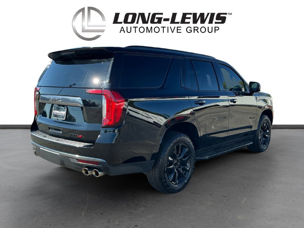 Used 2024 GMC Yukon AT4 w/ Technology Package AWD/4WD image 7