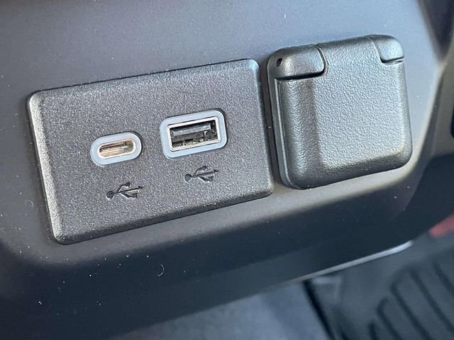 Used 2021 GMC Sierra 1500 SLE RWD image 26