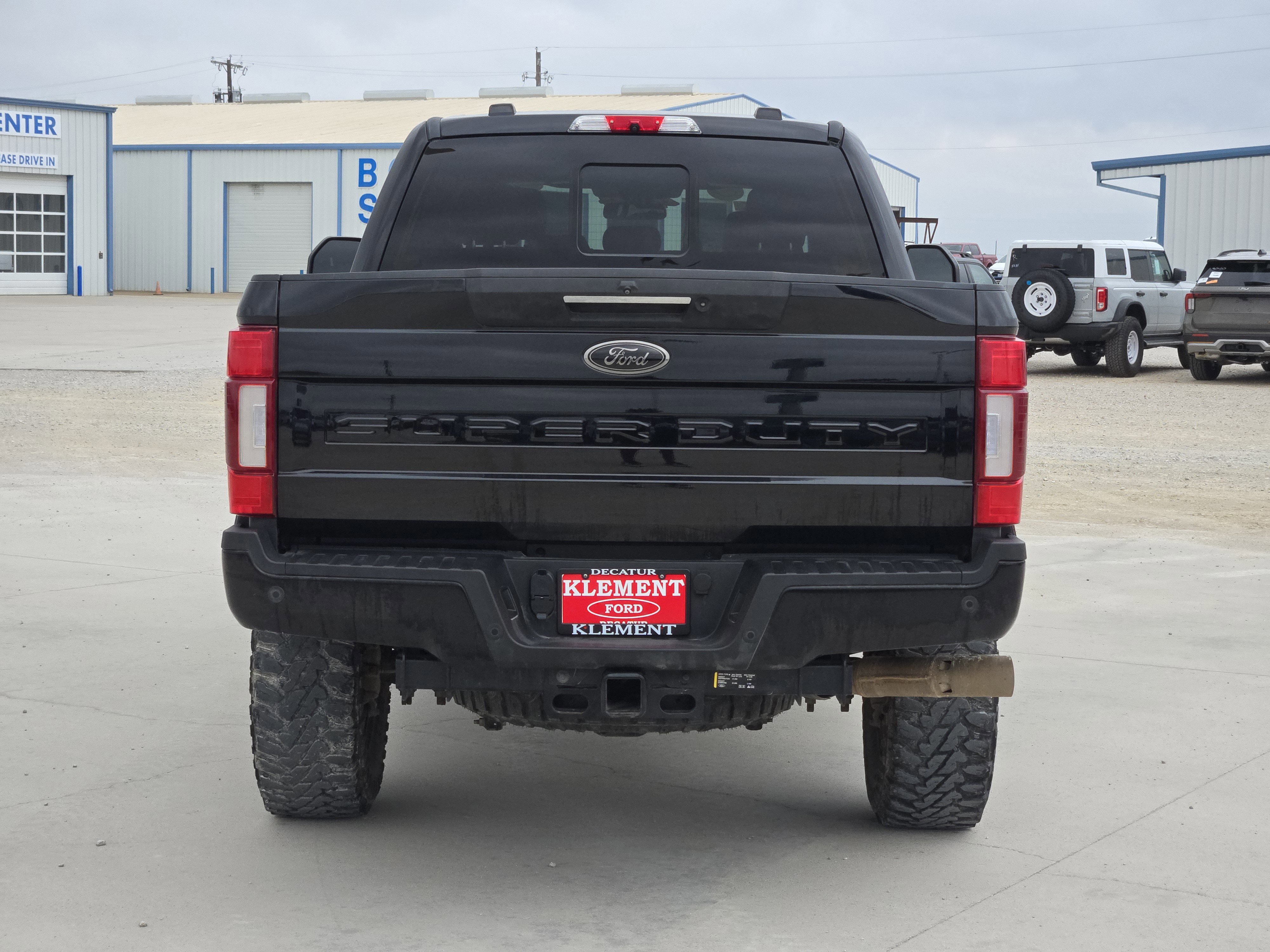 Certified 2022 Ford F250 Lariat w/ Tremor Off-Road Package image 4