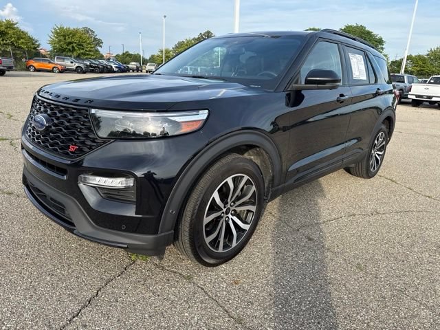 Certified 2020 Ford Explorer ST w/ Premium Technology Package AWD/4WD image 2