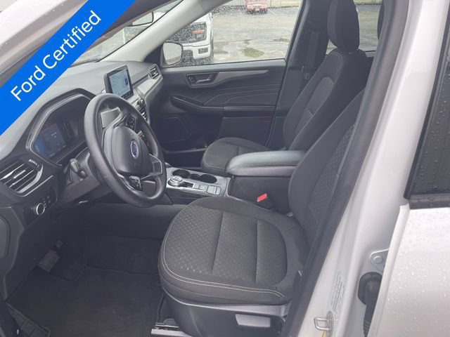 Certified 2025 Ford Escape Active AWD/4WD image 9