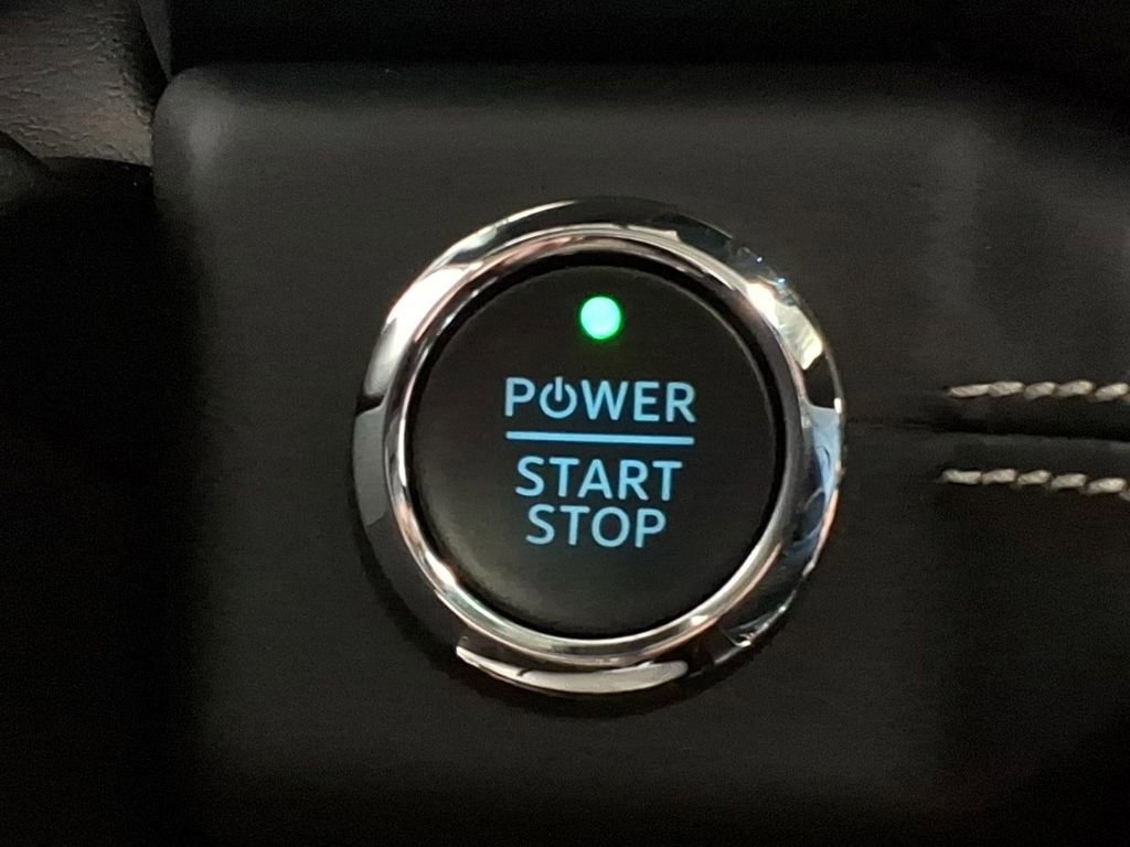 Certified 2025 Ford F150 Lightning Platinum AWD/4WD image 21