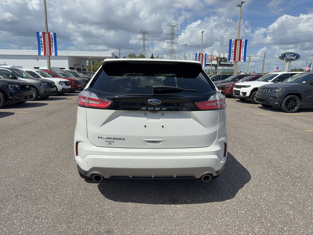 Certified 2021 Ford Edge Titanium w/ Equipment Group 301A image 3