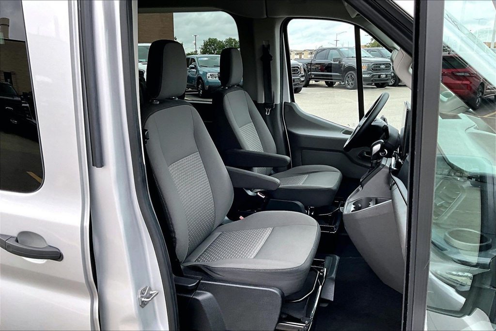 Certified 2025 Ford Transit 350 XLT RWD image 7