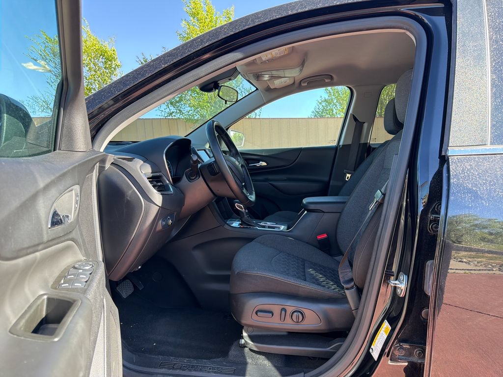 Used 2024 Chevrolet Equinox LT AWD/4WD image 12