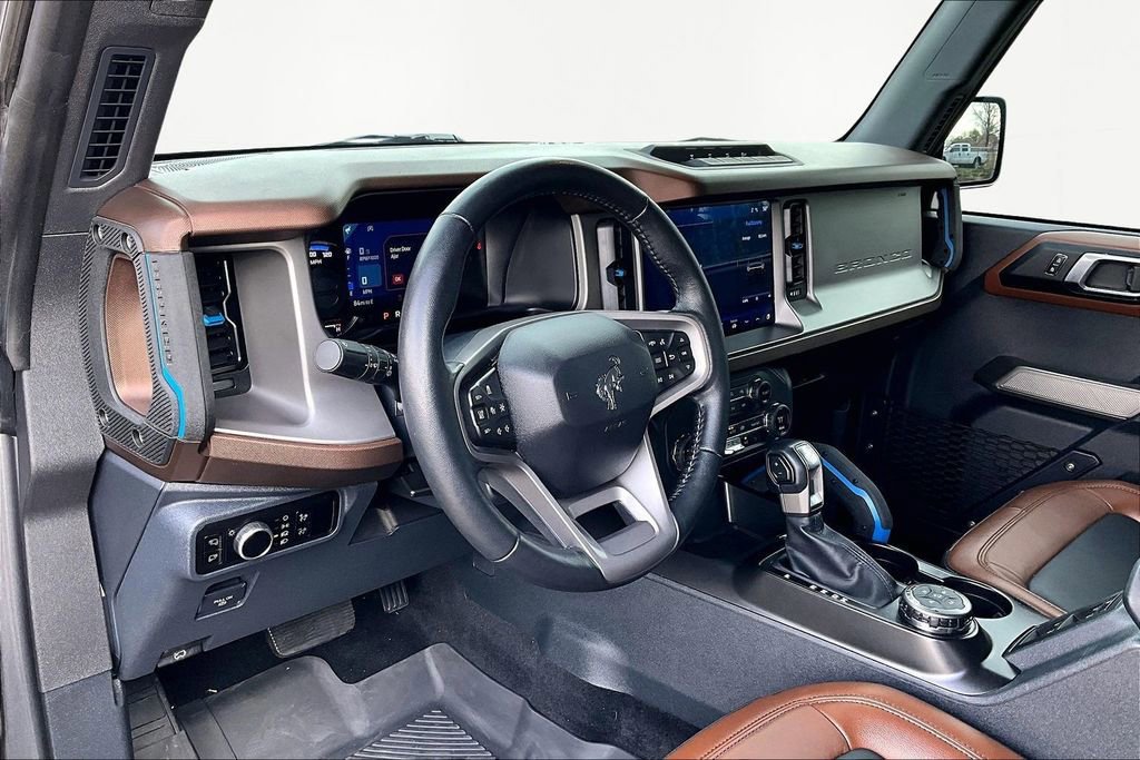 Certified 2023 Ford Bronco Outer Banks w/ Sasquatch Package image 14