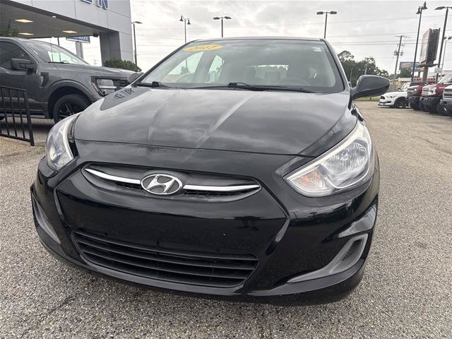 Used 2017 Hyundai Accent SE FWD image 14