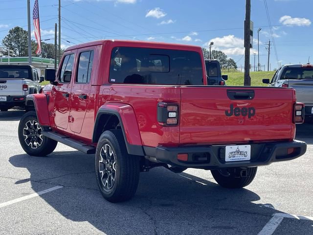 Used 2024 Jeep Gladiator Sport w/ Premium Package image 5
