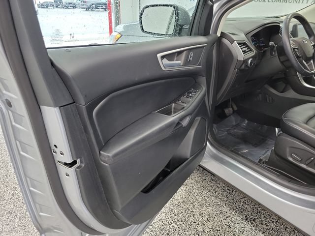 Certified 2023 Ford Edge SEL w/ Convenience Package AWD/4WD image 6