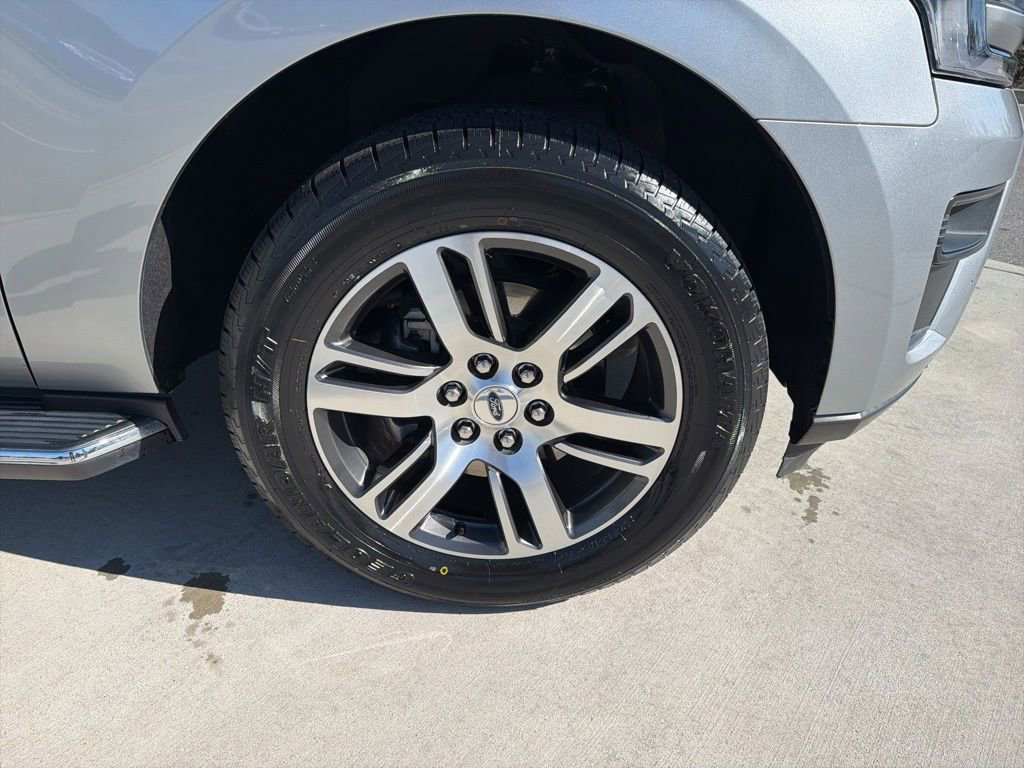 Certified 2022 Ford Expedition XLT RWD image 13