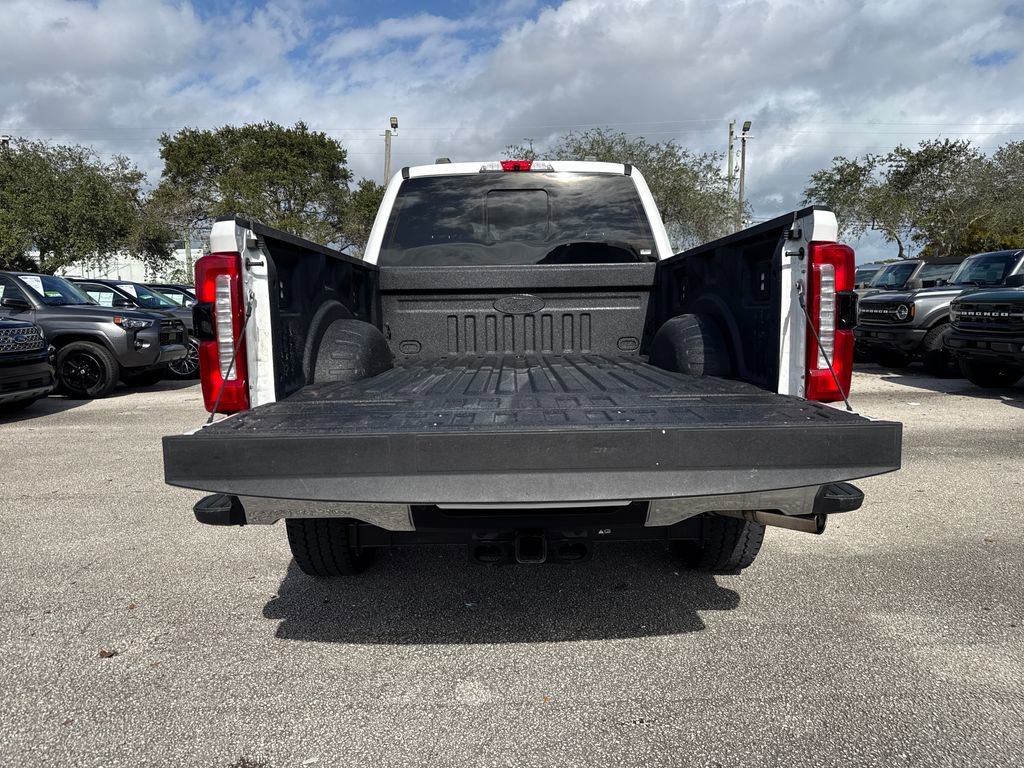Certified 2024 Ford F250 Lariat w/ Chrome Package image 32