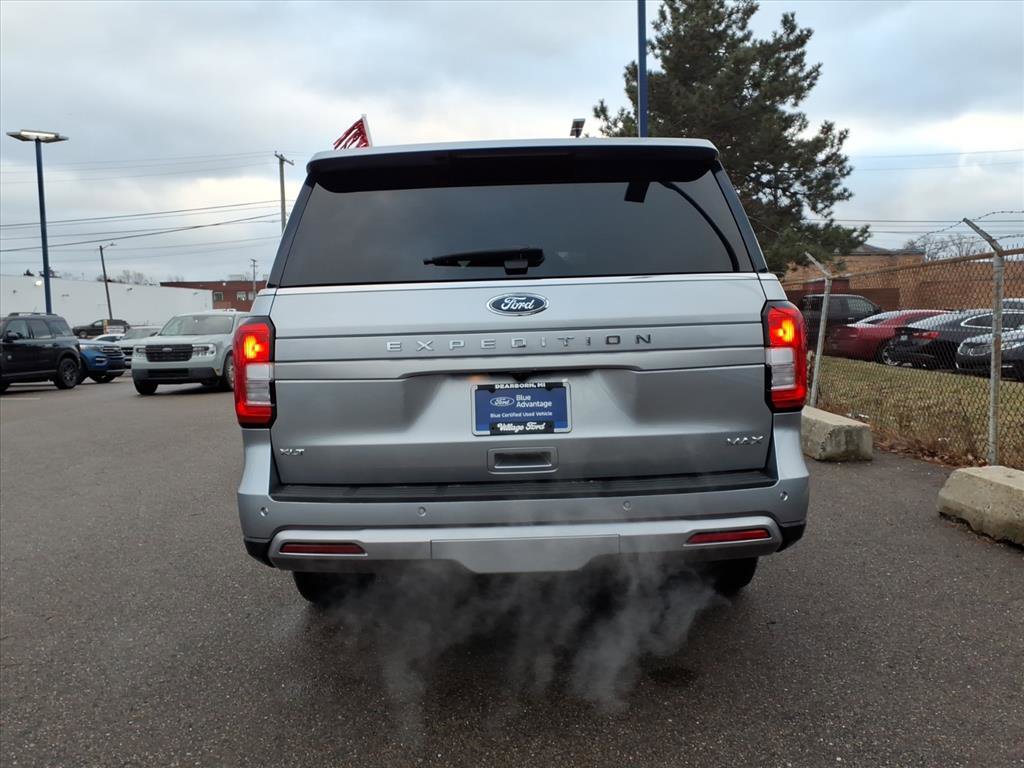 Certified 2023 Ford Expedition Max XLT image 7